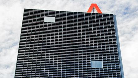Fachada edificio oficinas Aragonia, Zaragoza